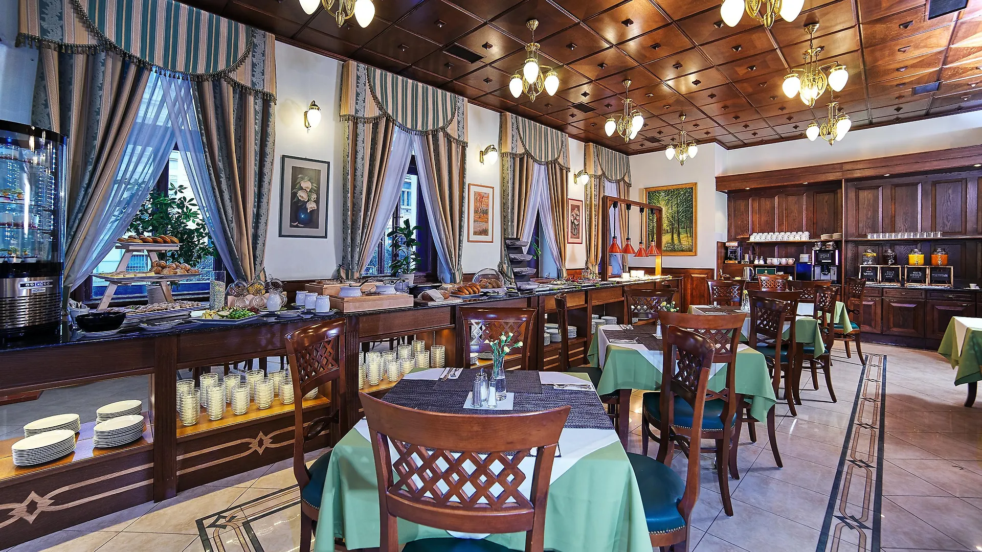 ****  Green Garden Hotel Прага Чехия